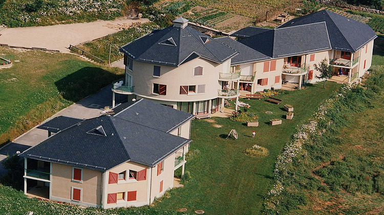 Ma-Cabane - Location Appartement SALLES-CURAN, 50 m²