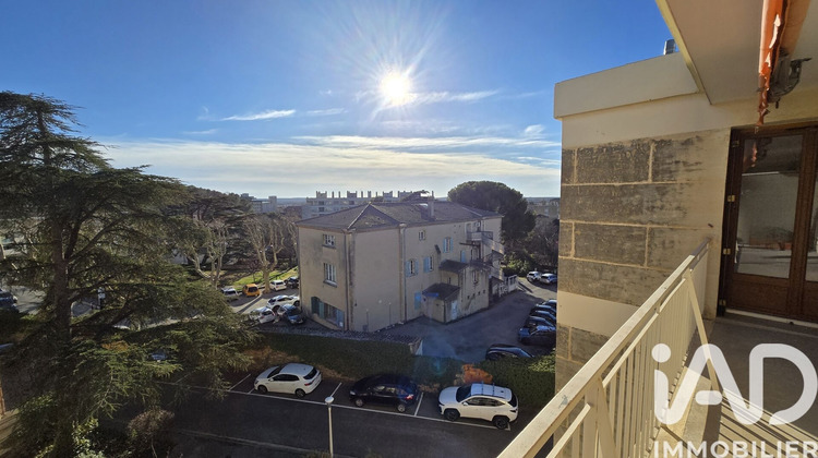 Ma-Cabane - Location Appartement Salon-de-Provence, 96 m²