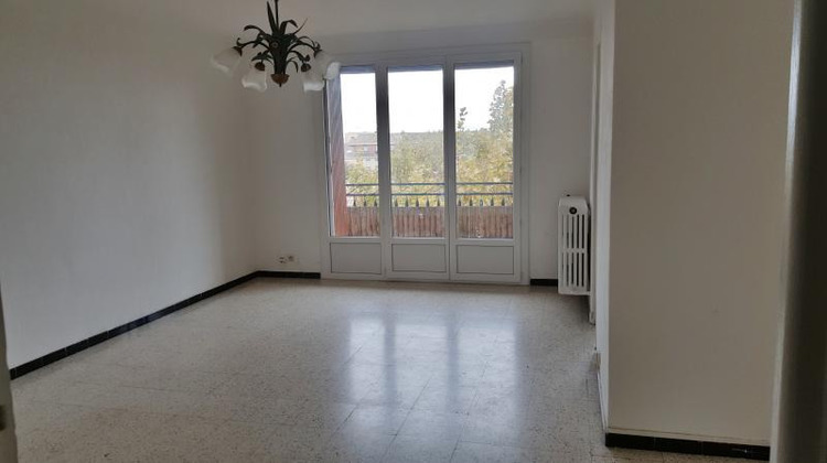 Ma-Cabane - Location Appartement SALON-DE-PROVENCE, 66 m²