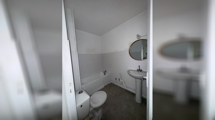 Ma-Cabane - Location Appartement SALON-DE-PROVENCE, 37 m²