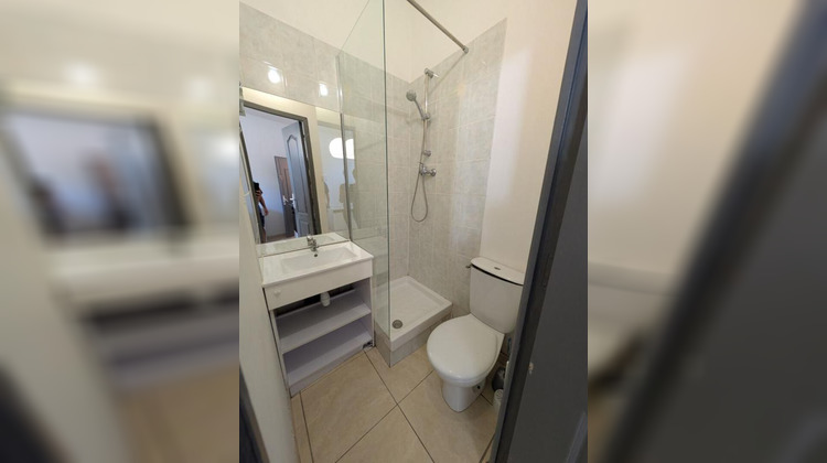 Ma-Cabane - Location Appartement SALON DE PROVENCE, 20 m²
