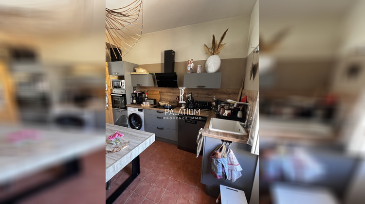 Ma-Cabane - Location Appartement Salon-de-Provence, 74 m²
