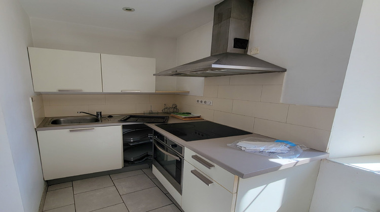 Ma-Cabane - Location Appartement Salon-de-Provence, 24 m²