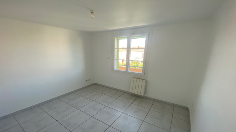Ma-Cabane - Location Appartement SALON-DE-PROVENCE, 61 m²