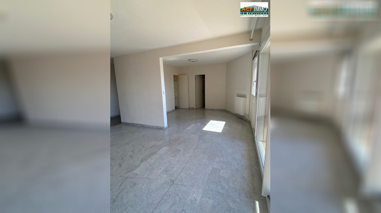 Ma-Cabane - Location Appartement Salon-de-Provence, 79 m²
