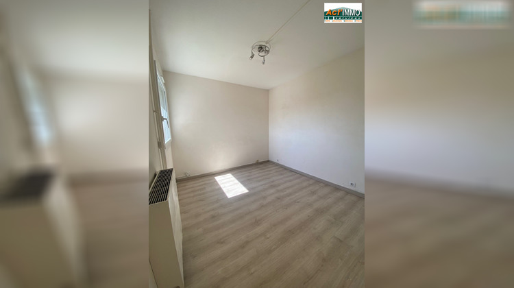 Ma-Cabane - Location Appartement Salon-de-Provence, 79 m²
