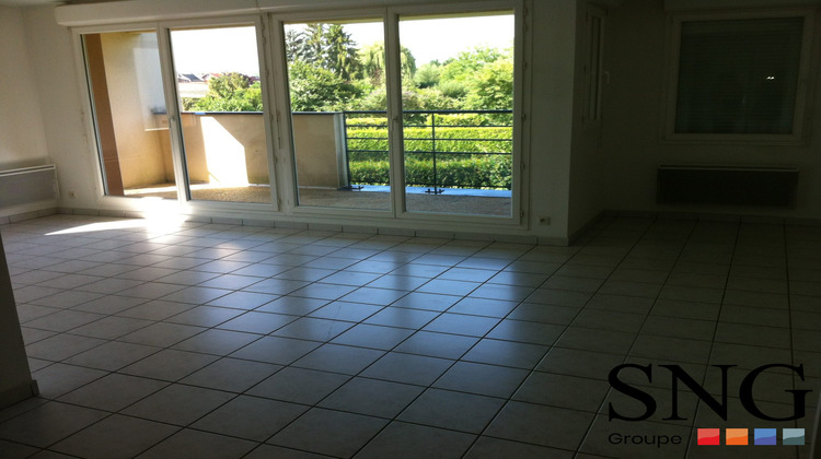 Ma-Cabane - Location Appartement Salouël, 83 m²