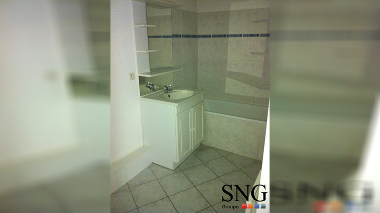 Ma-Cabane - Location Appartement Salouël, 83 m²