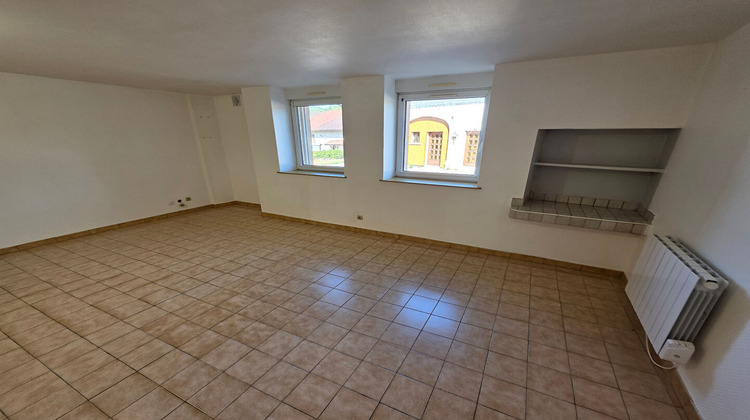 Ma-Cabane - Location Appartement SAMOGNAT, 66 m²