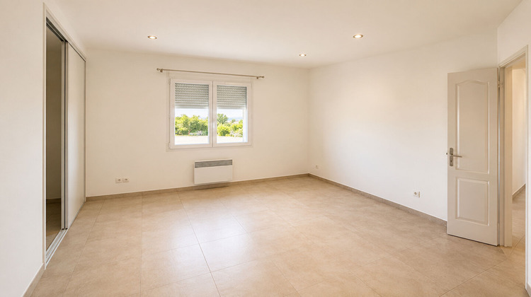 Ma-Cabane - Location Appartement SAN-MARTINO-DI-LOTA, 76 m²