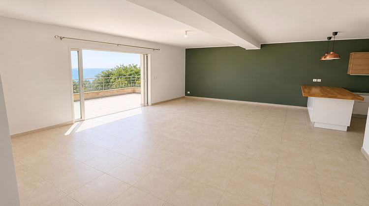 Ma-Cabane - Location Appartement SAN-MARTINO-DI-LOTA, 82 m²