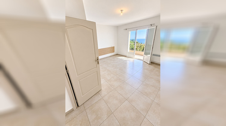 Ma-Cabane - Location Appartement SAN-MARTINO-DI-LOTA, 82 m²