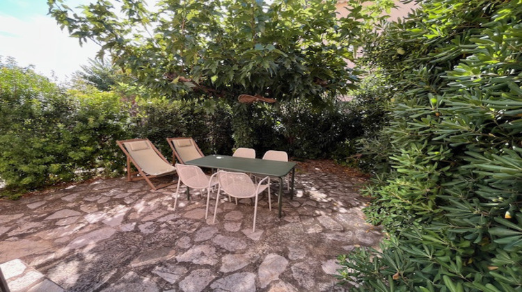 Ma-Cabane - Location Appartement Sanary-sur-Mer, 30 m²