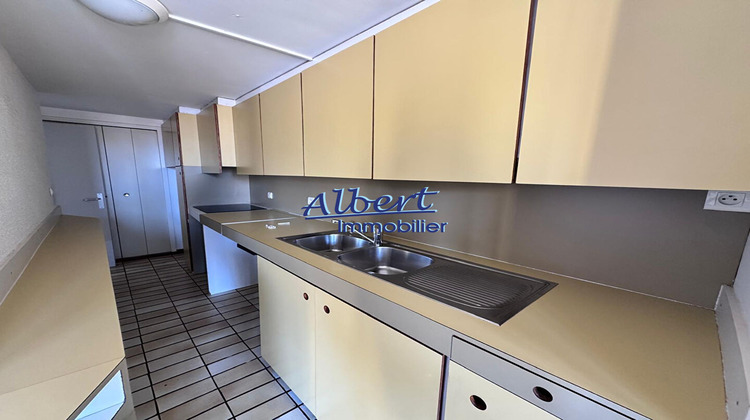 Ma-Cabane - Location Appartement SANARY-SUR-MER, 101 m²