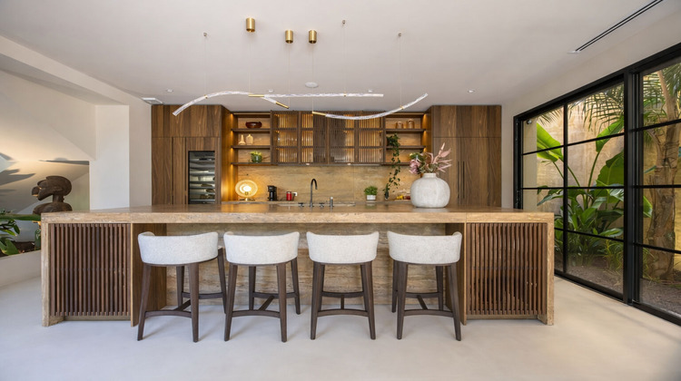 Ma-Cabane - Location Appartement SANARY-SUR-MER, 280 m²