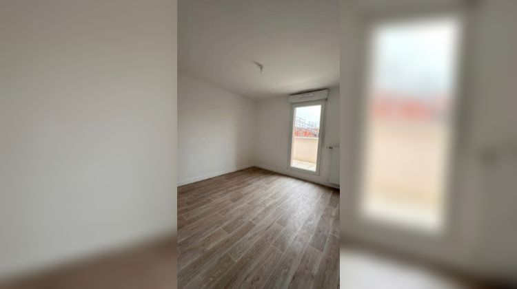 Ma-Cabane - Location Appartement SARAN, 58 m²