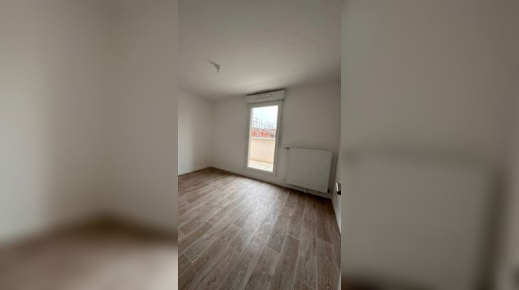 Ma-Cabane - Location Appartement SARAN, 46 m²