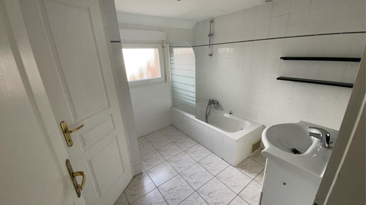 Ma-Cabane - Location Appartement SARREGUEMINES, 67 m²