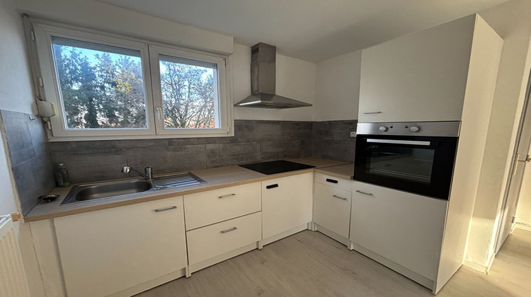 Ma-Cabane - Location Appartement SARREGUEMINES, 74 m²