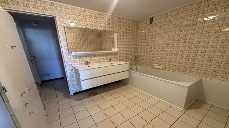 Ma-Cabane - Location Appartement SARREGUEMINES, 117 m²
