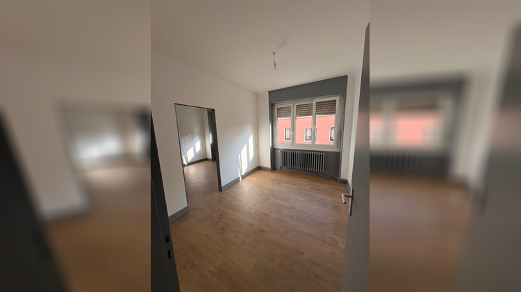Ma-Cabane - Location Appartement SARREGUEMINES, 107 m²