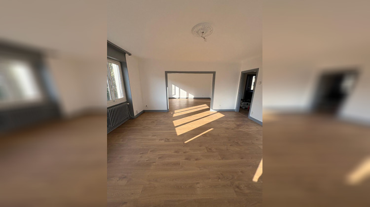 Ma-Cabane - Location Appartement SARREGUEMINES, 107 m²