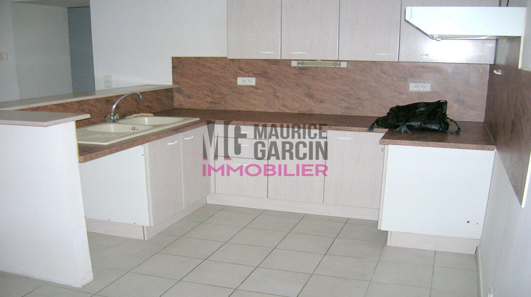 Ma-Cabane - Location Appartement Sarrians, 68 m²