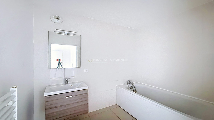 Ma-Cabane - Location Appartement Sarrola-Carcopino, 70 m²