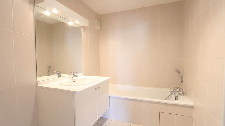 Ma-Cabane - Location Appartement Sassenage, 68 m²