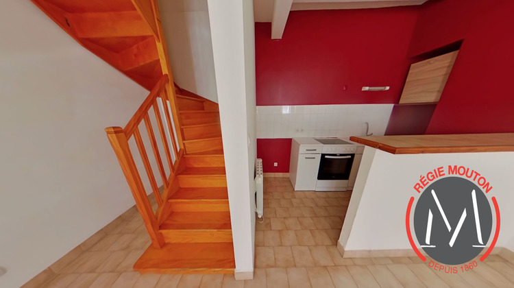 Ma-Cabane - Location Appartement Sathonay-Village, 52 m²