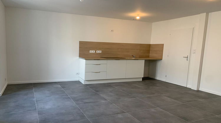 Ma-Cabane - Location Appartement SAUJON, 46 m²