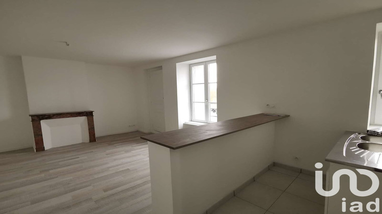 Ma-Cabane - Location Appartement Saumur, 39 m²