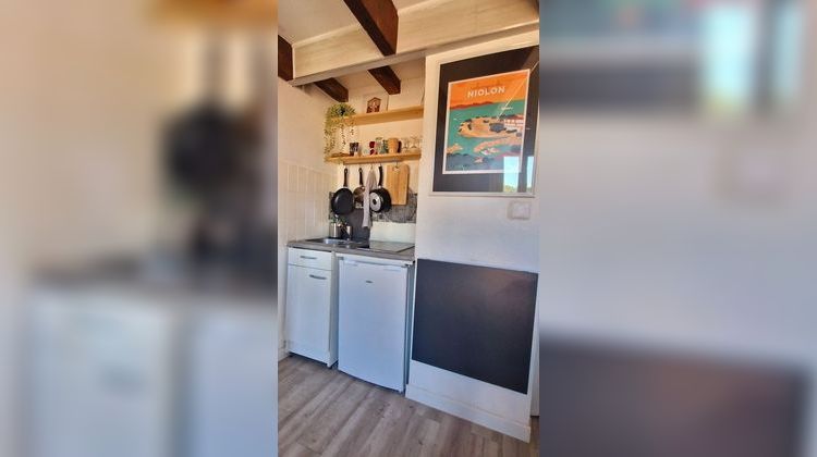 Ma-Cabane - Location Appartement SAUSSET LES PINS, 18 m²