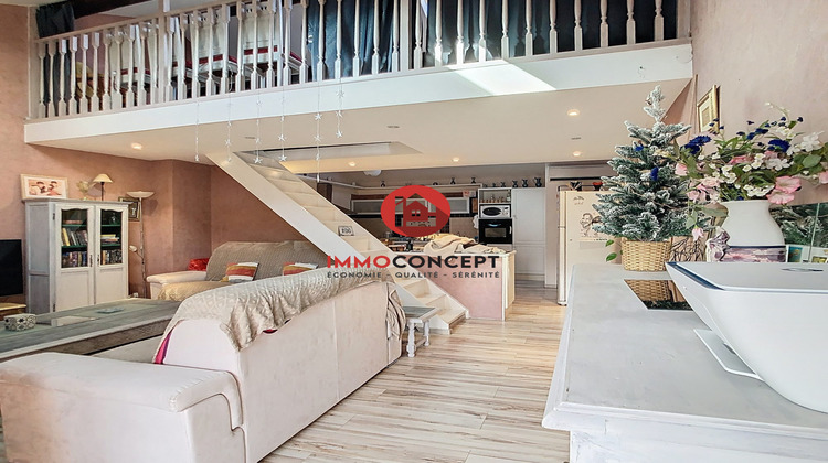 Ma-Cabane - Location Appartement Sauveterre, 93 m²