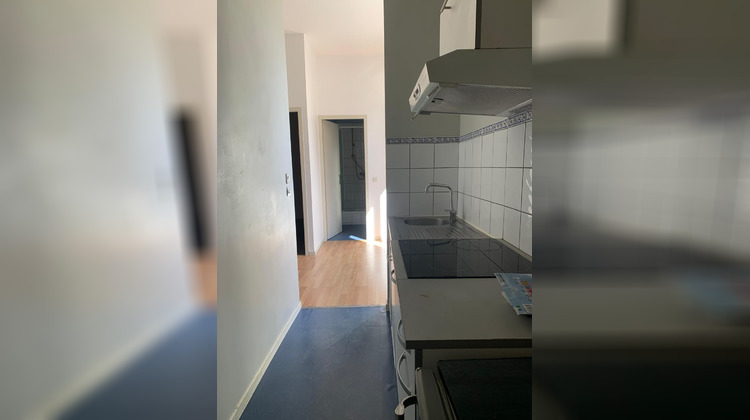 Ma-Cabane - Location Appartement Sauveterre-de-Guyenne, 41 m²