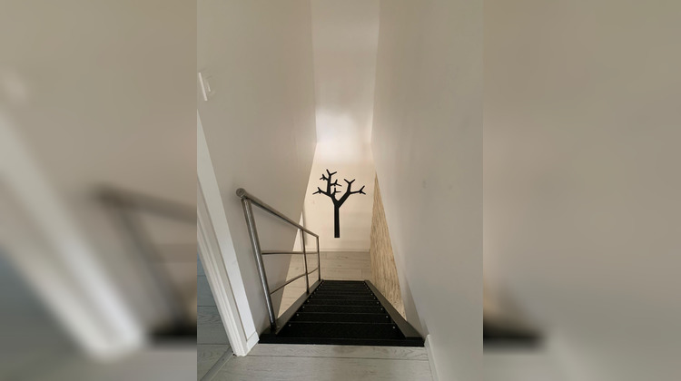 Ma-Cabane - Location Appartement Sauveterre-de-Guyenne, 63 m²