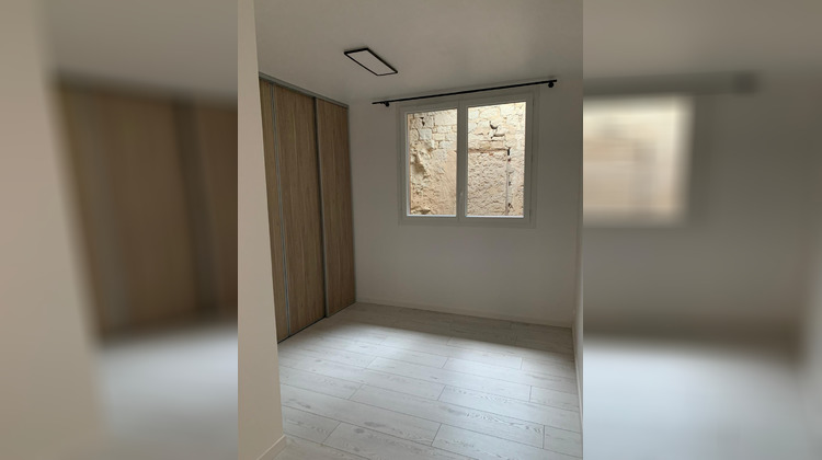 Ma-Cabane - Location Appartement Sauveterre-de-Guyenne, 63 m²