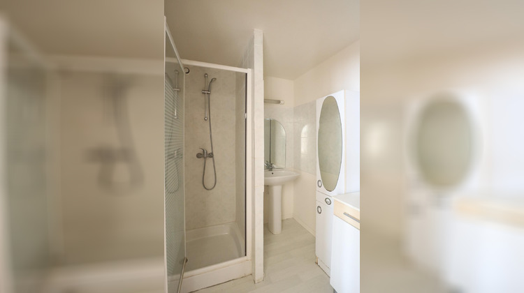 Ma-Cabane - Location Appartement Sauze-Vaussais, 74 m²