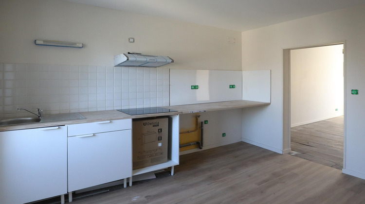 Ma-Cabane - Location Appartement Sauze-Vaussais, 45 m²