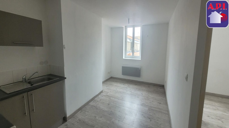 Ma-Cabane - Location Appartement SAVERDUN, 31 m²