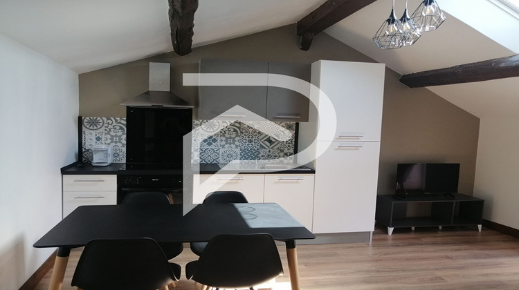 Ma-Cabane - Location Appartement SAVIGNAC-LES-EGLISES, 34 m²
