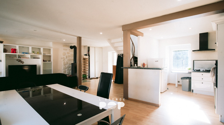 Ma-Cabane - Location Appartement SAVIGNAC-LES-EGLISES, 86 m²