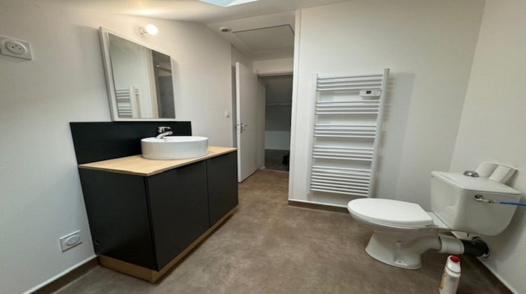 Ma-Cabane - Location Appartement Savigneux, 38 m²