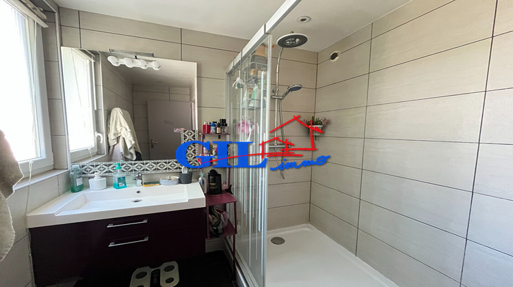 Ma-Cabane - Location Appartement SAVIGNY-LE-TEMPLE, 88 m²