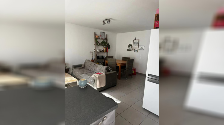 Ma-Cabane - Location Appartement SAVIGNY LE TEMPLE, 63 m²