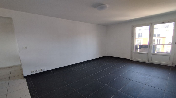 Ma-Cabane - Location Appartement SAVIGNY-SUR-ORGE, 52 m²