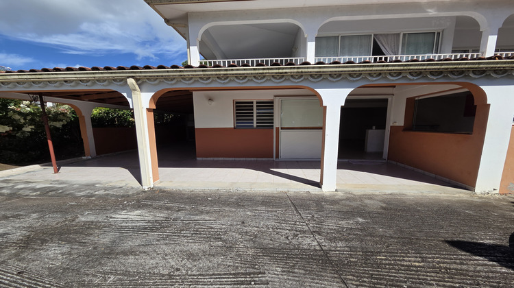 Ma-Cabane - Location Appartement Schoelcher, 61 m²