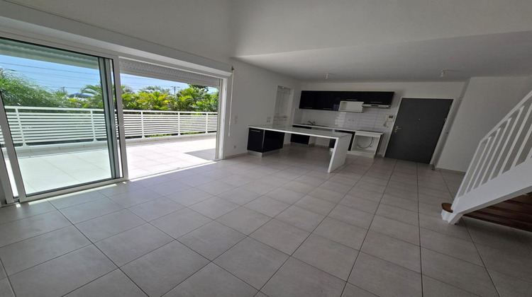 Ma-Cabane - Location Appartement Schoelcher, 93 m²