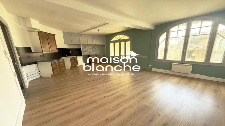 Ma-Cabane - Location Appartement Scorbé-Clairvaux, 83 m²