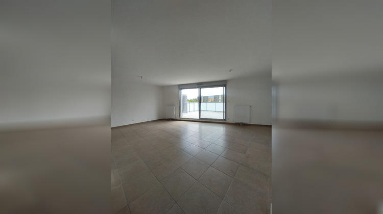 Ma-Cabane - Location Appartement SEBAZAC-CONCOURES, 70 m²